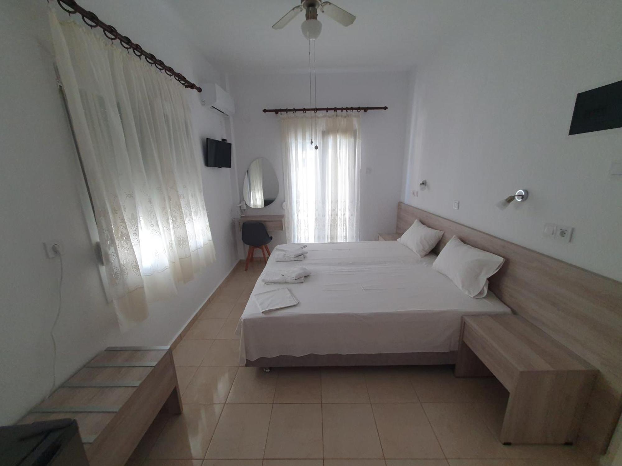 Toula'S Apartments Platamon Dış mekan fotoğraf
